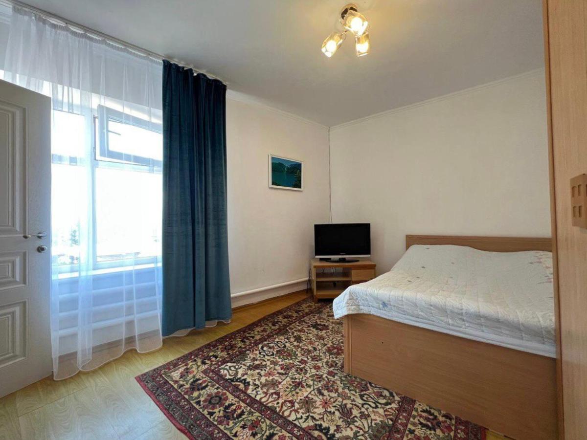 Tan Nuru Guest House Гостевой Дом Тан Нуру Чолпон-Ата Екстер'єр фото