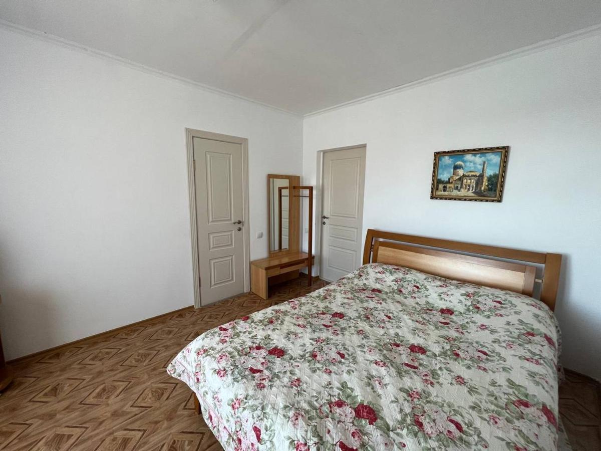 Tan Nuru Guest House Гостевой Дом Тан Нуру Чолпон-Ата Екстер'єр фото