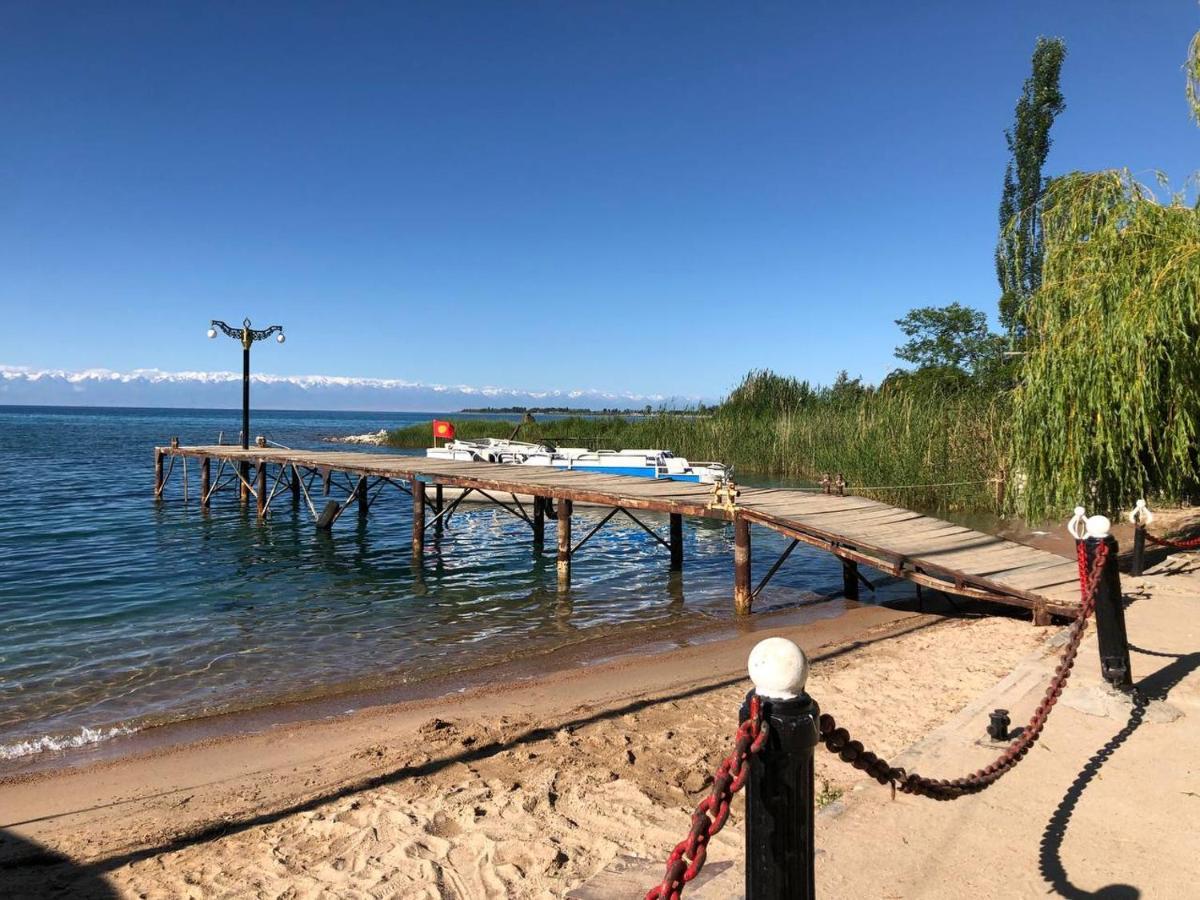 Tan Nuru Guest House Гостевой Дом Тан Нуру Чолпон-Ата Екстер'єр фото