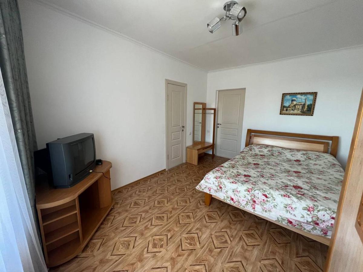 Tan Nuru Guest House Гостевой Дом Тан Нуру Чолпон-Ата Екстер'єр фото