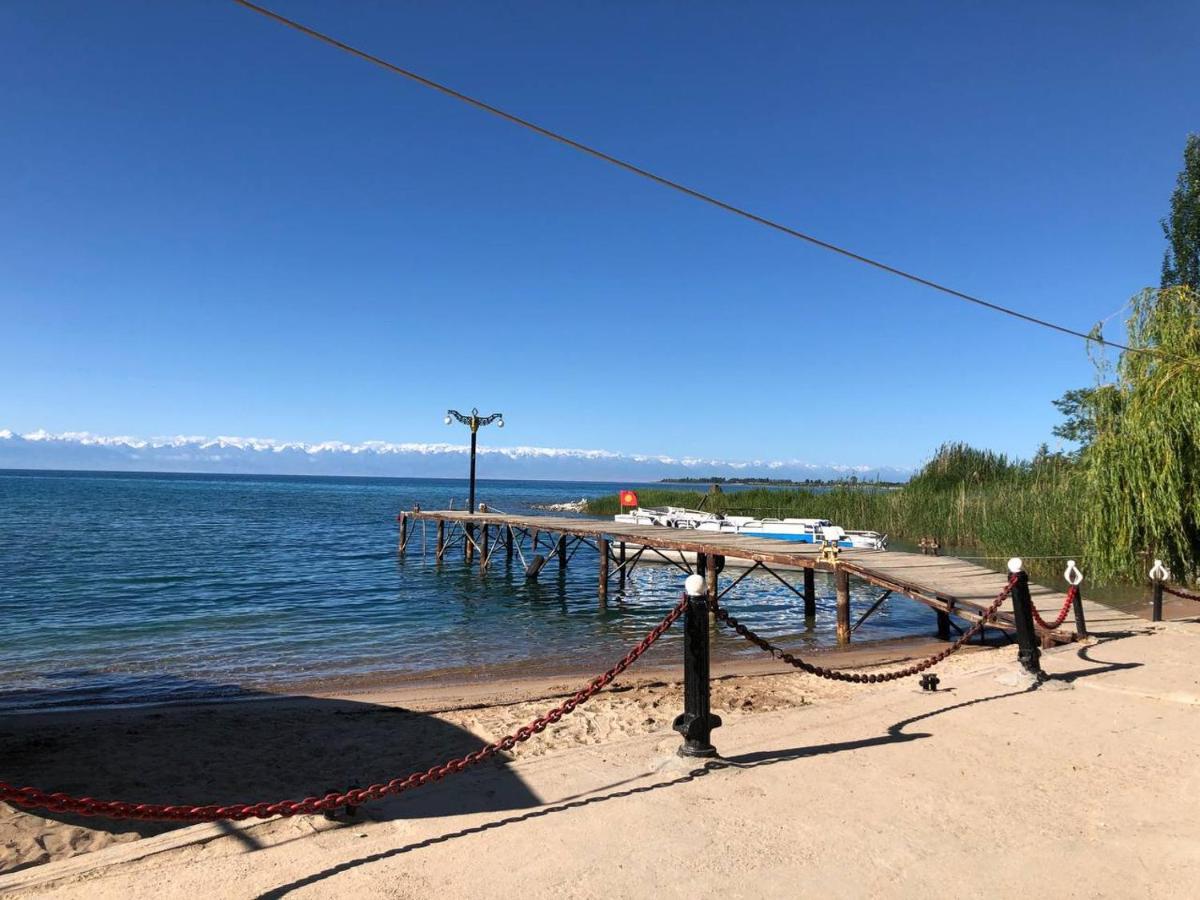 Tan Nuru Guest House Гостевой Дом Тан Нуру Чолпон-Ата Екстер'єр фото