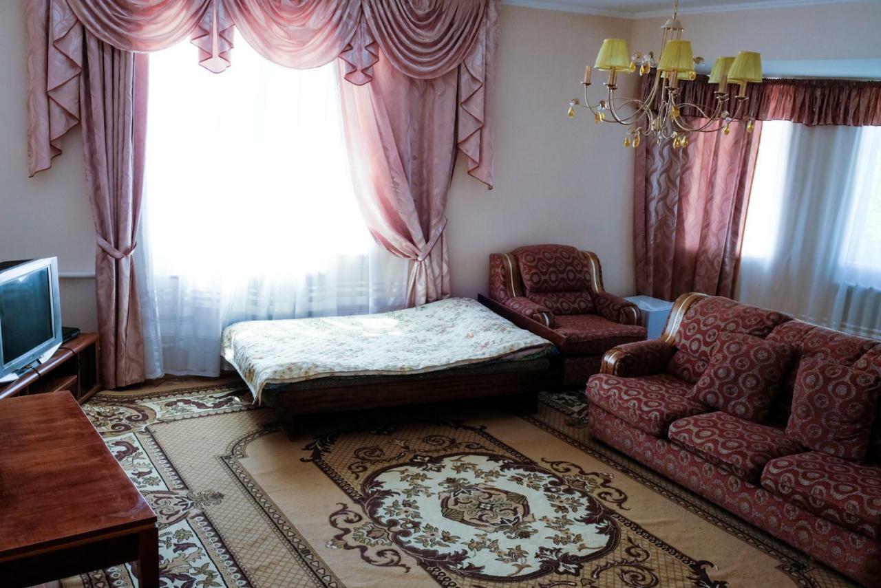 Tan Nuru Guest House Гостевой Дом Тан Нуру Чолпон-Ата Екстер'єр фото